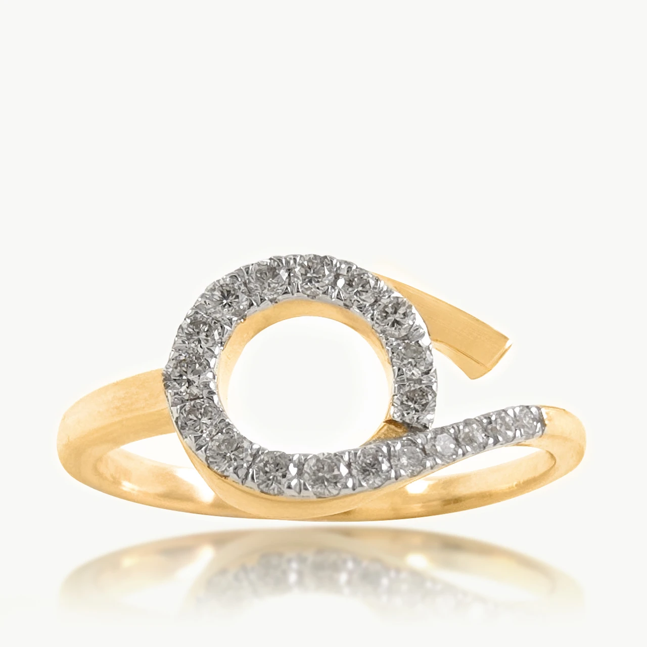 Aura Loop Diamod Ring