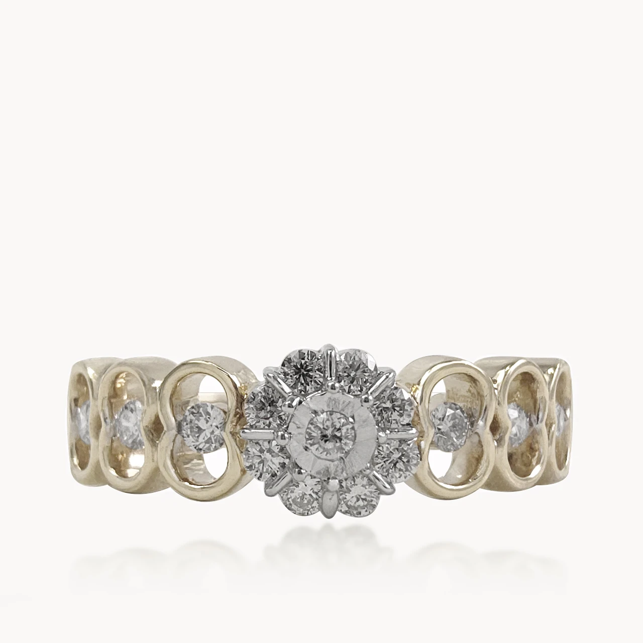 Aurora Petals  Diamond Ring