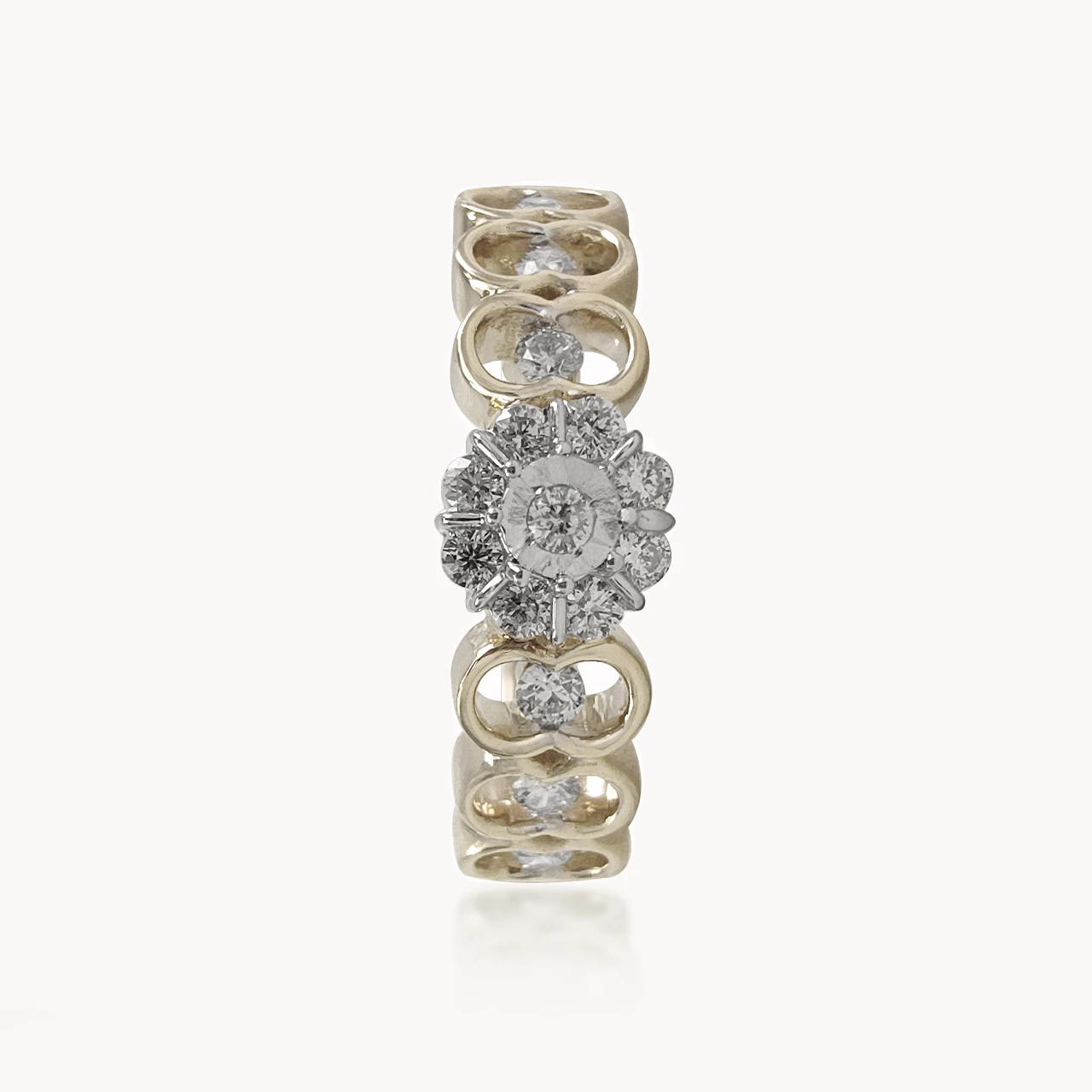 Aurora Petals  Diamond Ring