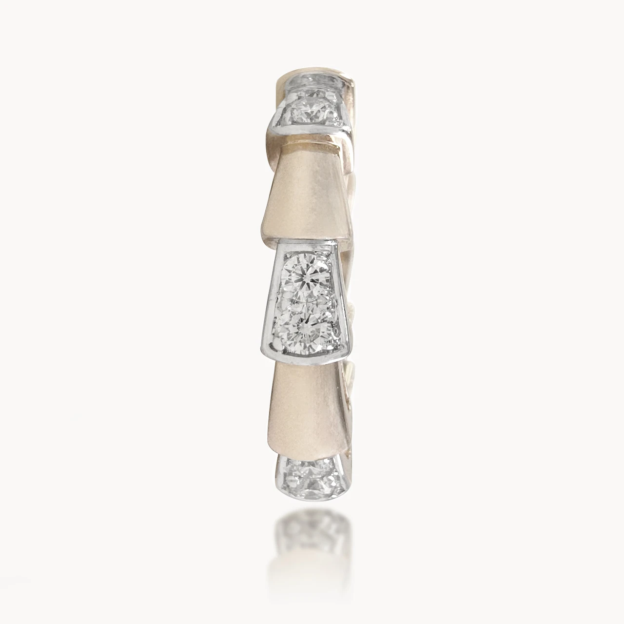 Caelia Triangular Designer Diamond Band