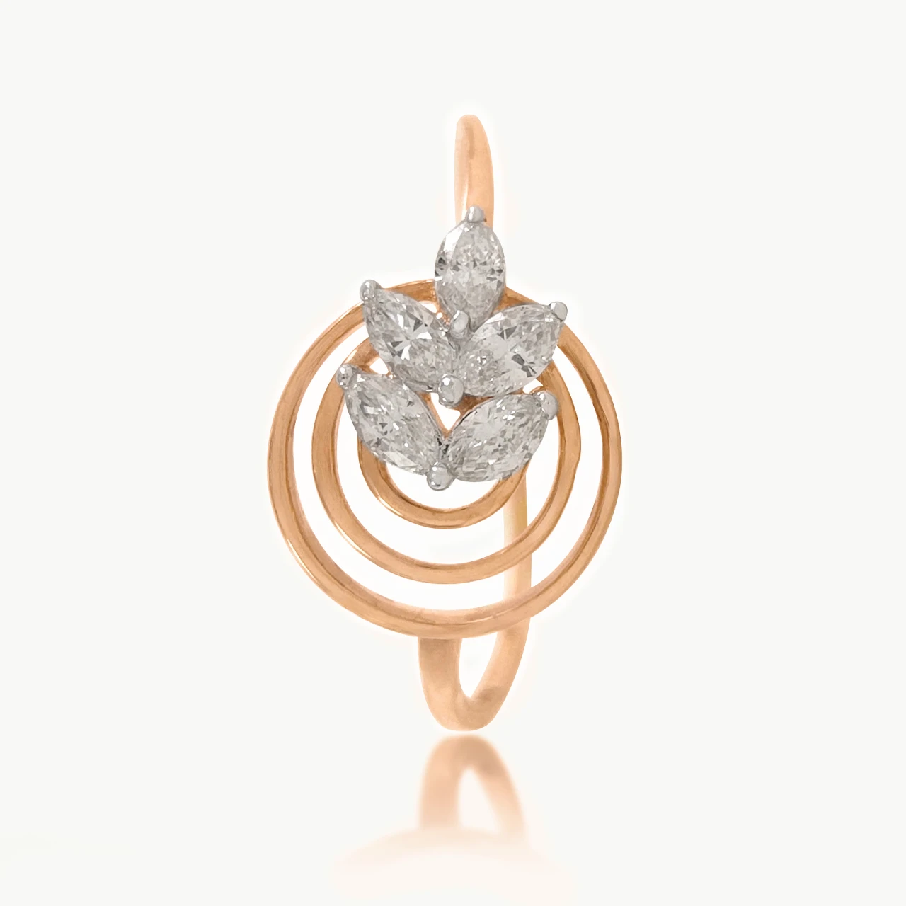 Circular design Diamond ring