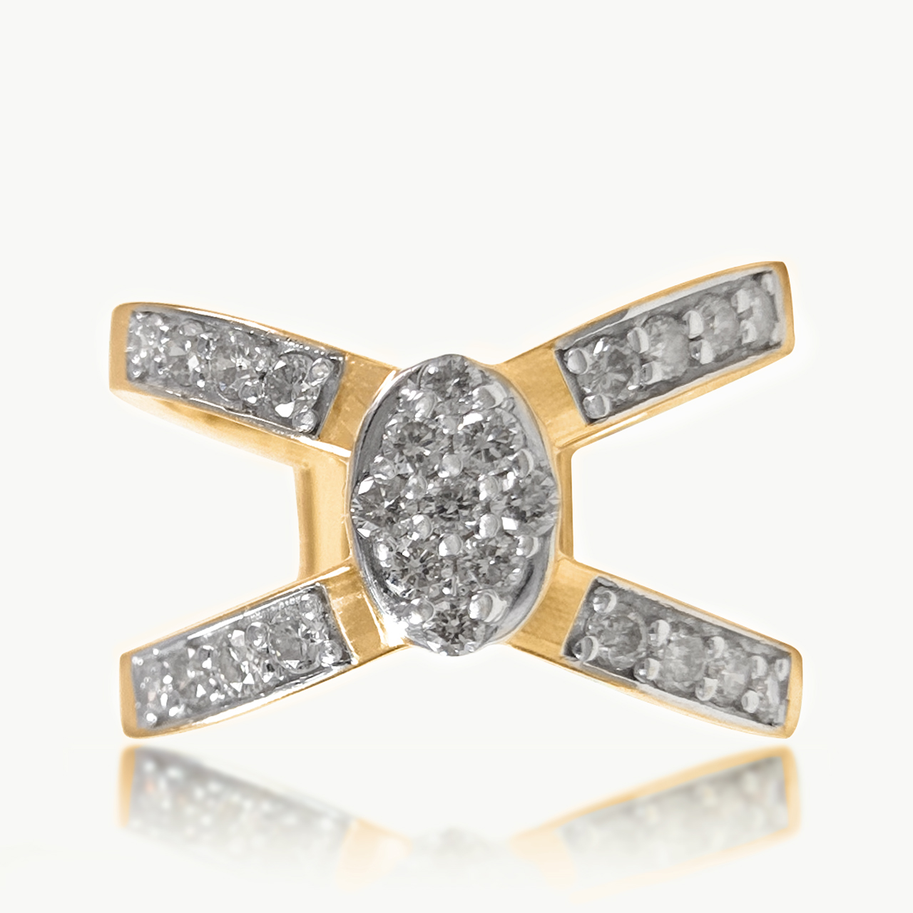 Avan Designer Cross Band Diamond Ring