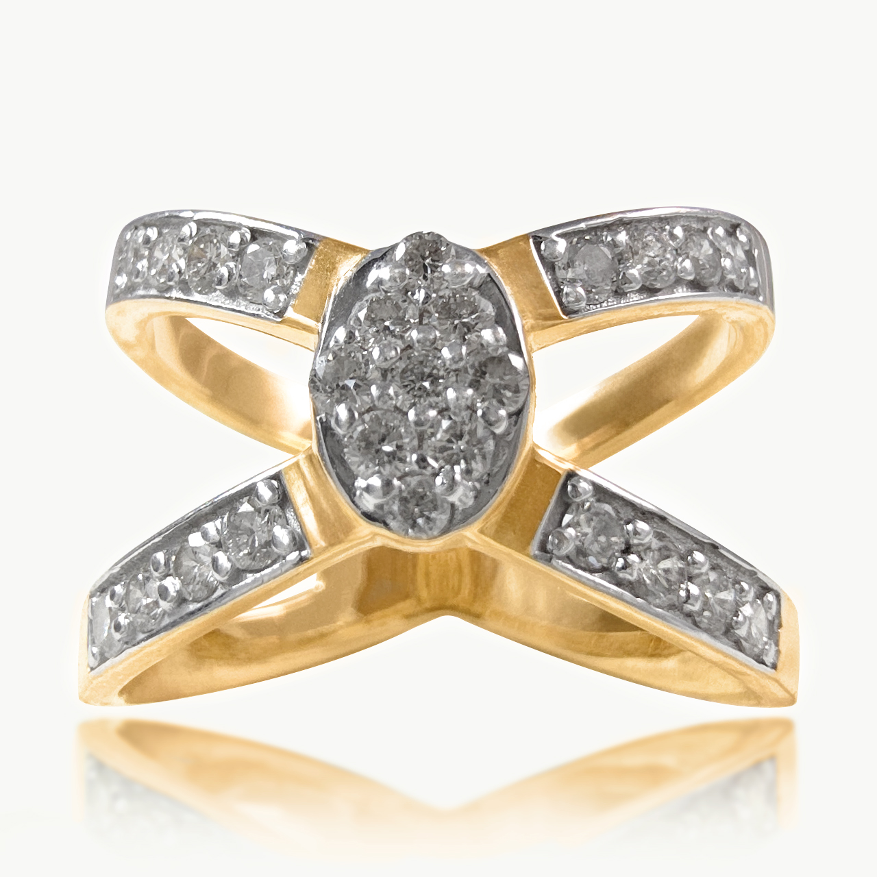 Avan Designer Cross Band Diamond Ring