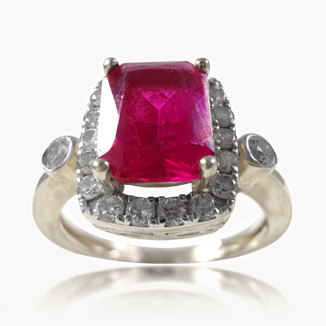 Arya Royal Design Diamond Ring
