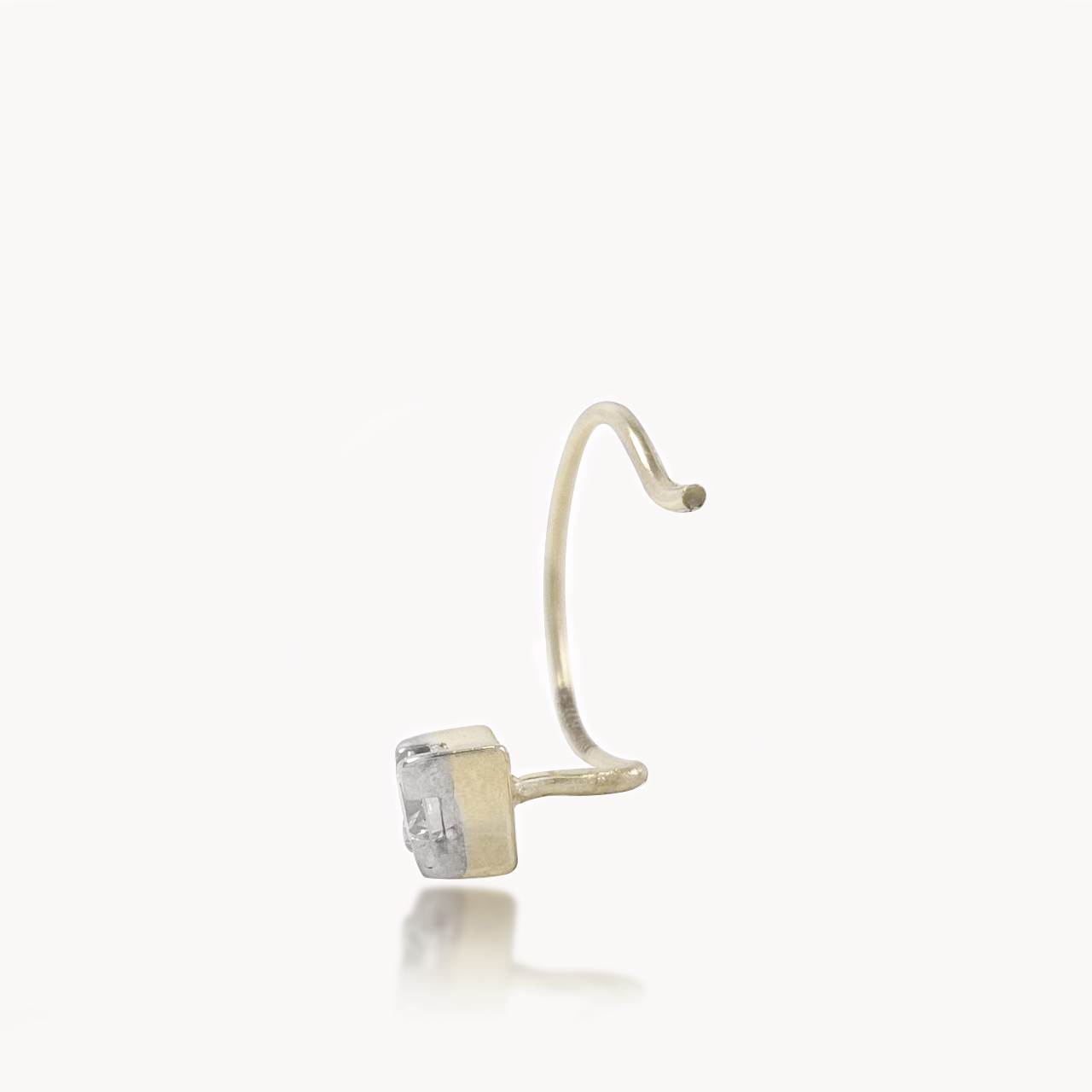 Prism Point Diamond Nosepin