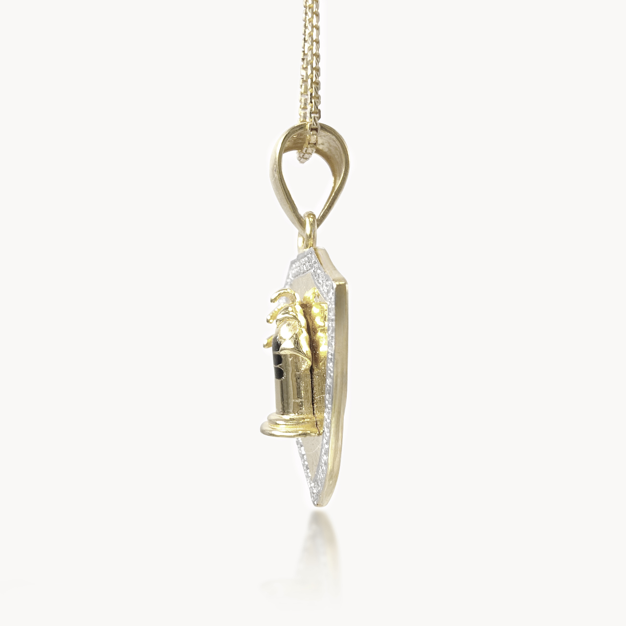 JyotirLingam Diamond Pendant