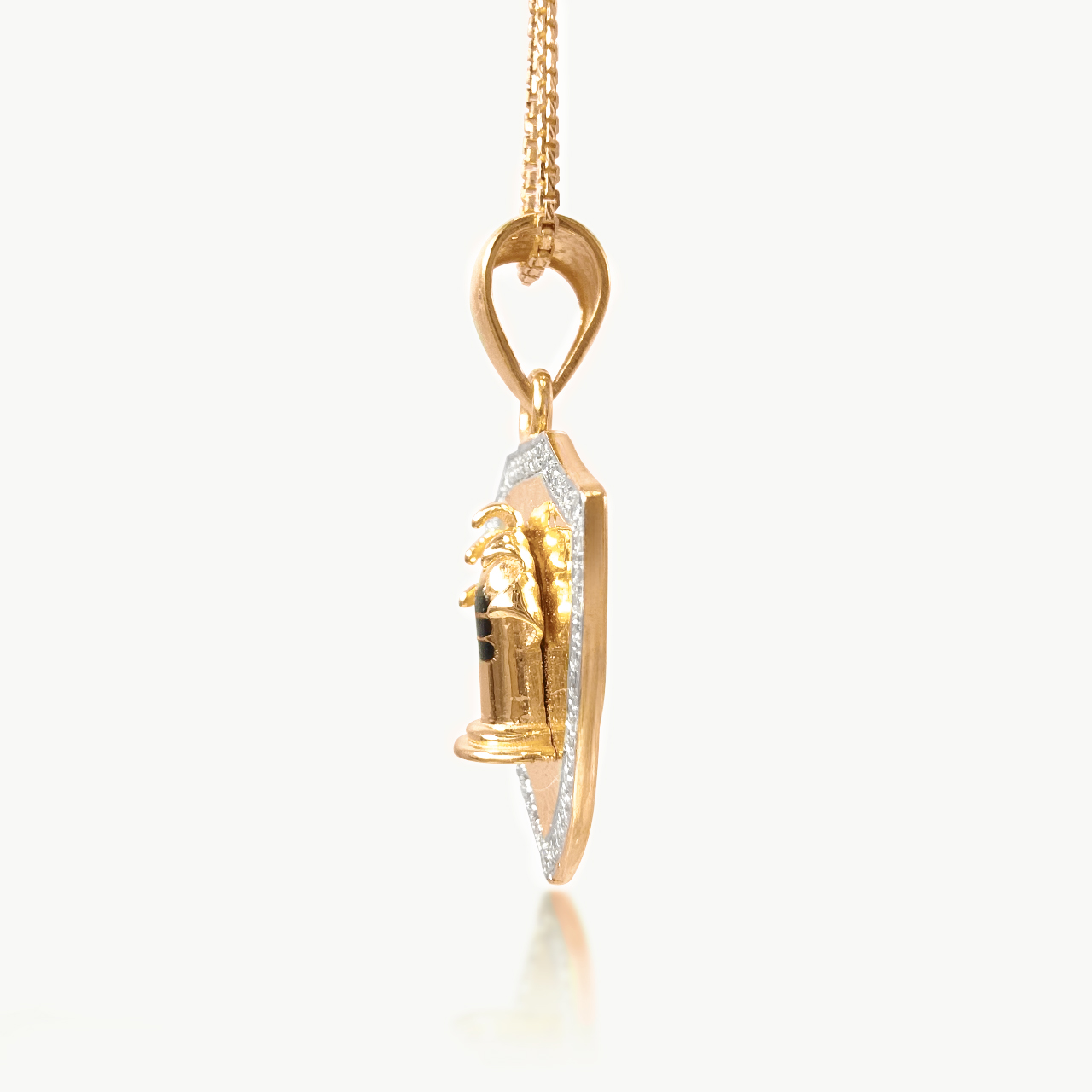 JyotirLingam Diamond Pendant