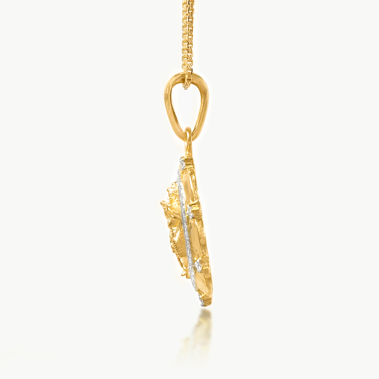 Achyuta Diamond Pendant