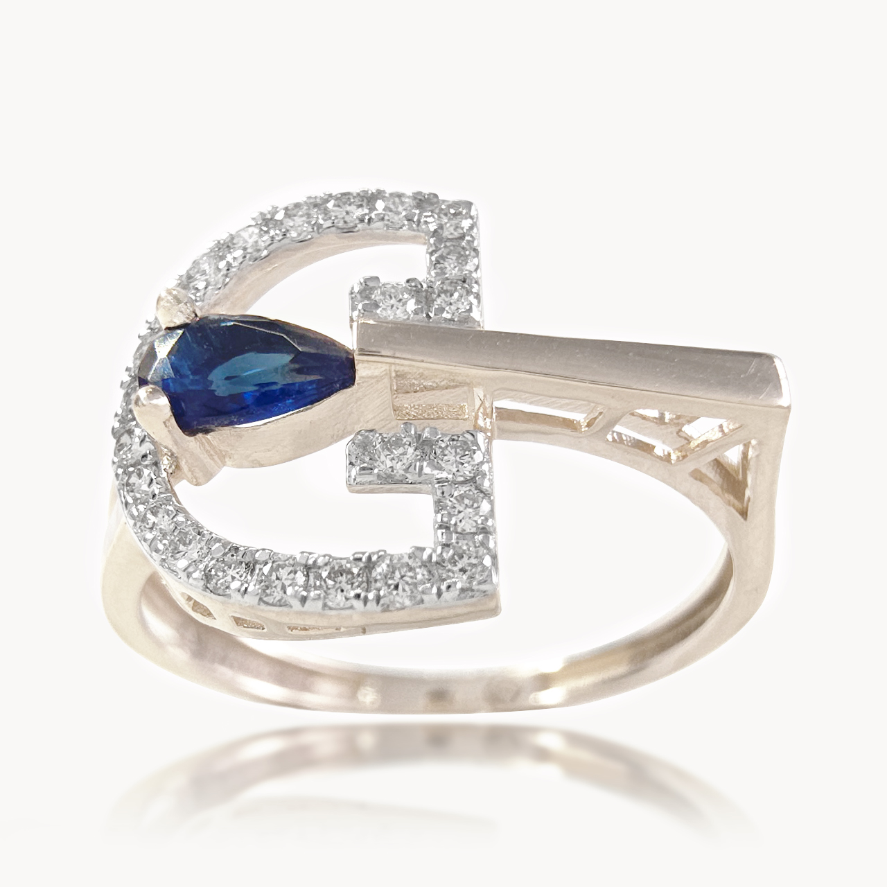 Noir Royale Diamond Ring