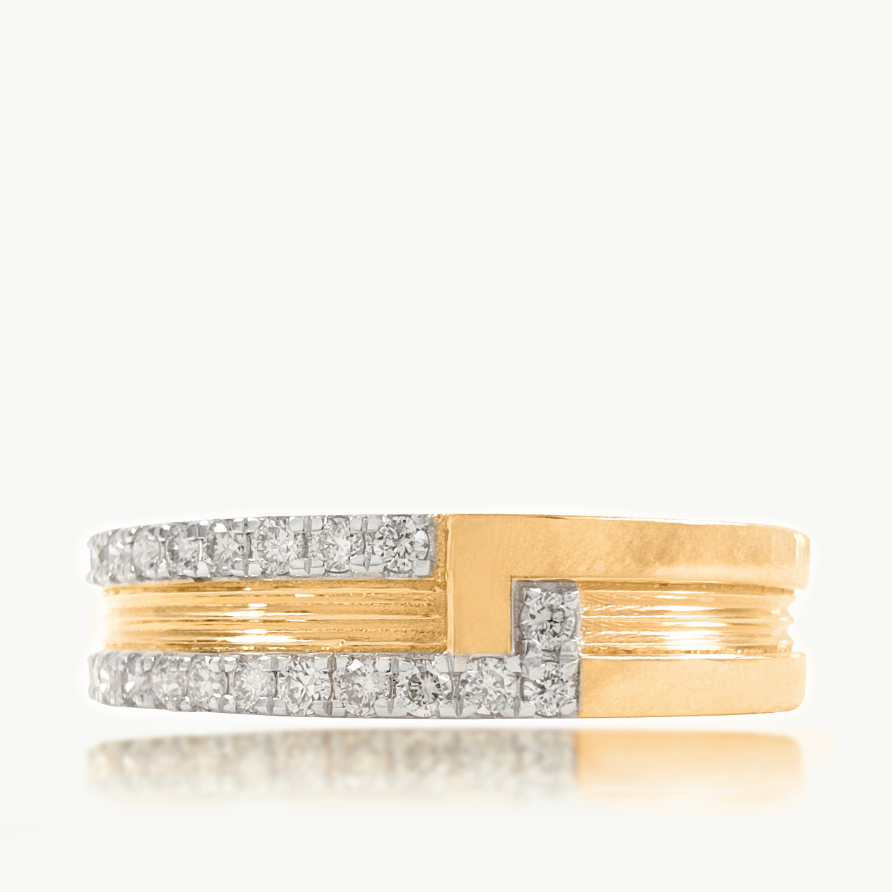Horizon Diamond Ring For Her