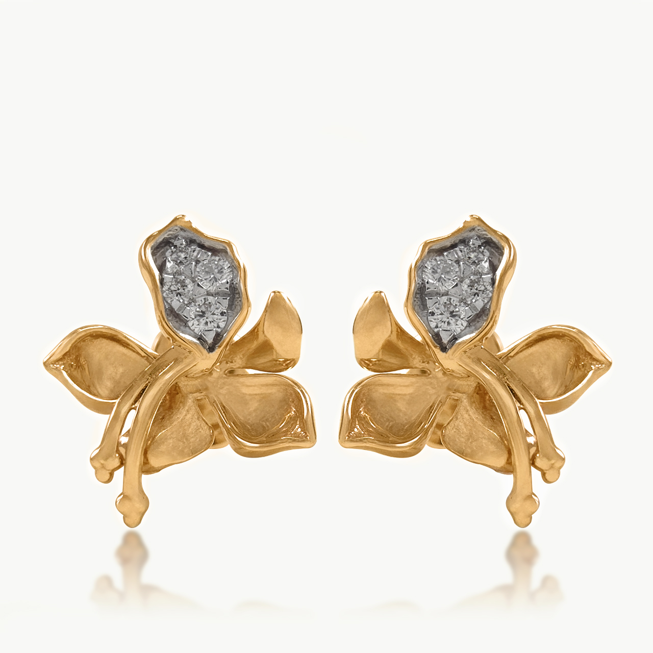 Lily Diamond Studs