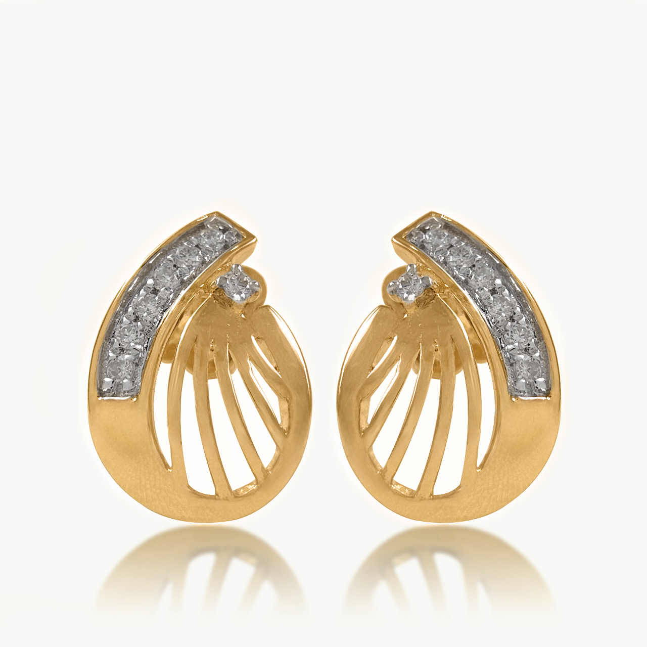 Nova Rey Dew Diamond Studs