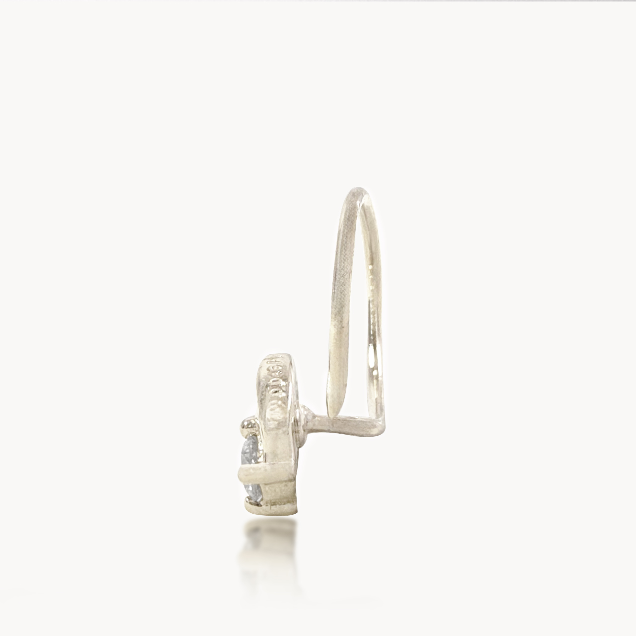 Luna Curve Diamond Nose Pin