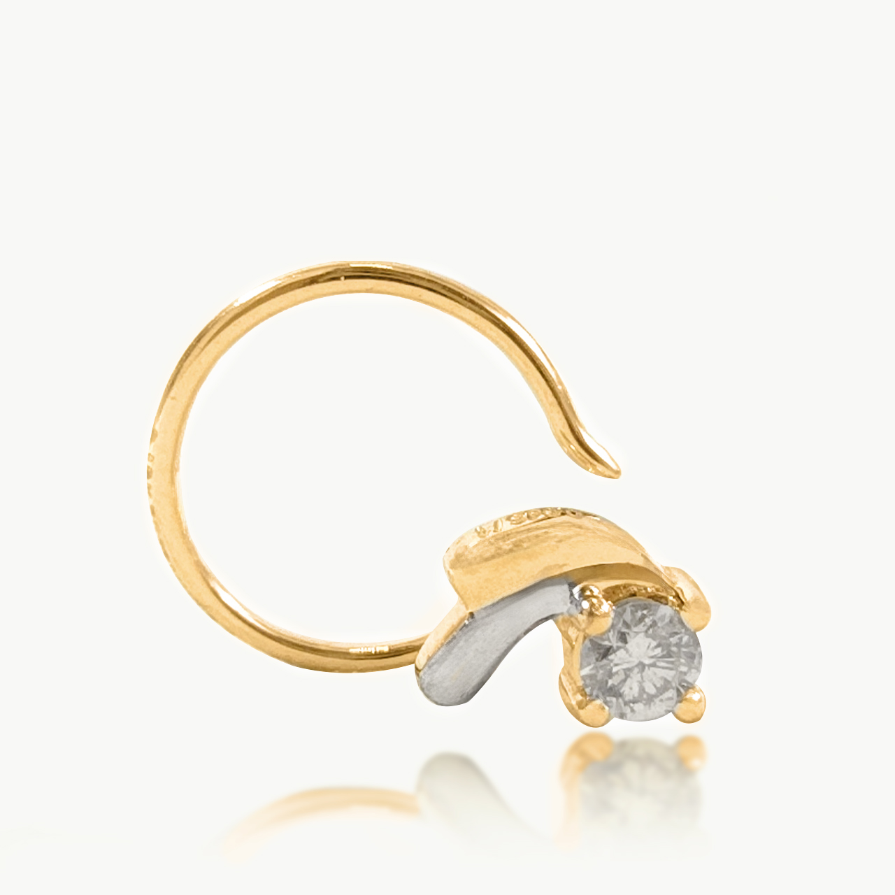 Luna Curve Diamond Nose Pin