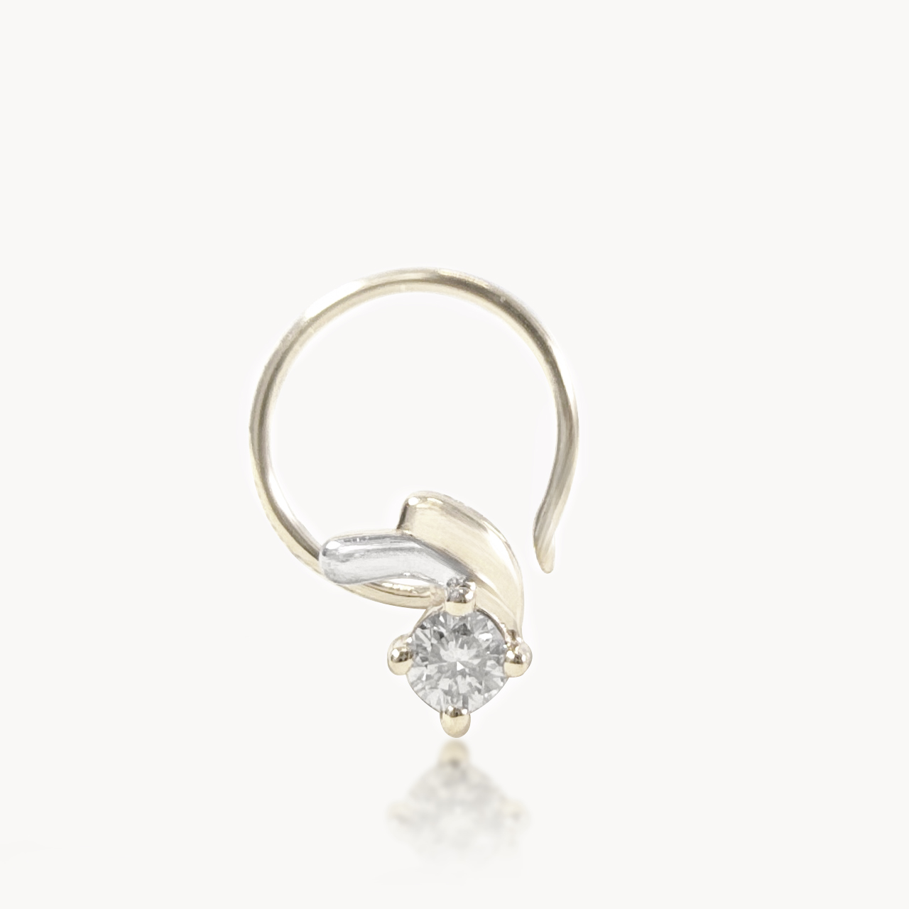 Luna Curve Diamond Nose Pin