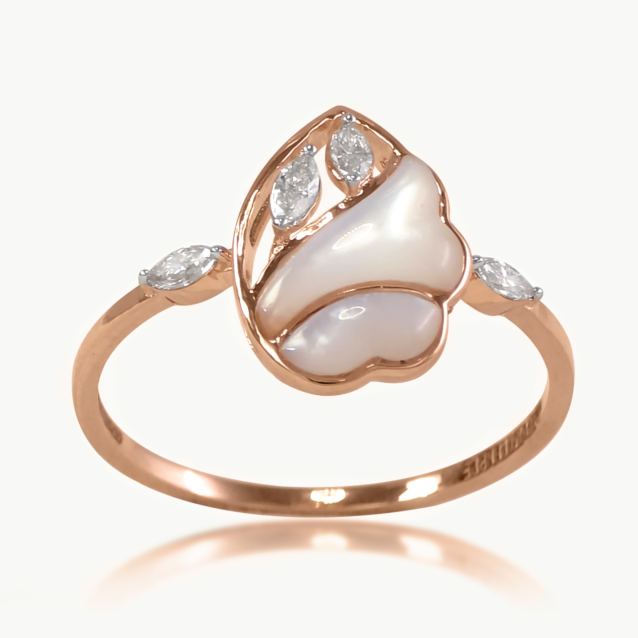 Lustrous Bloom Diamond Ring
