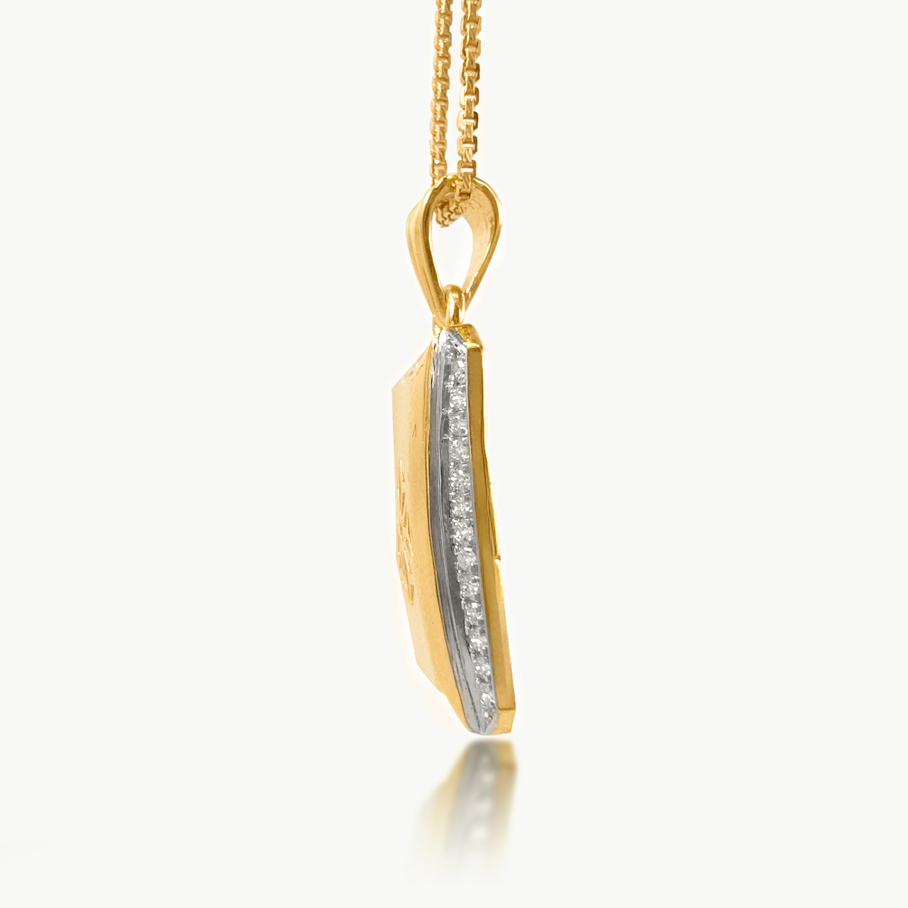 Kriti Mandala Diamond Pendant
