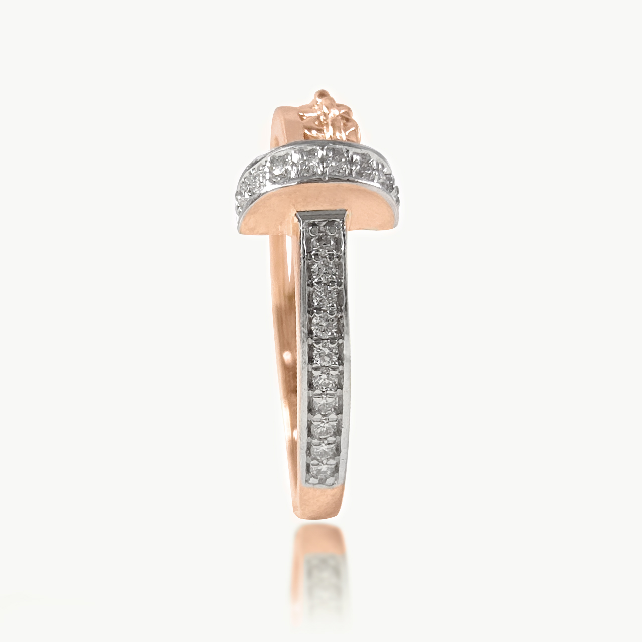 Linear Luxe Diamond Ring