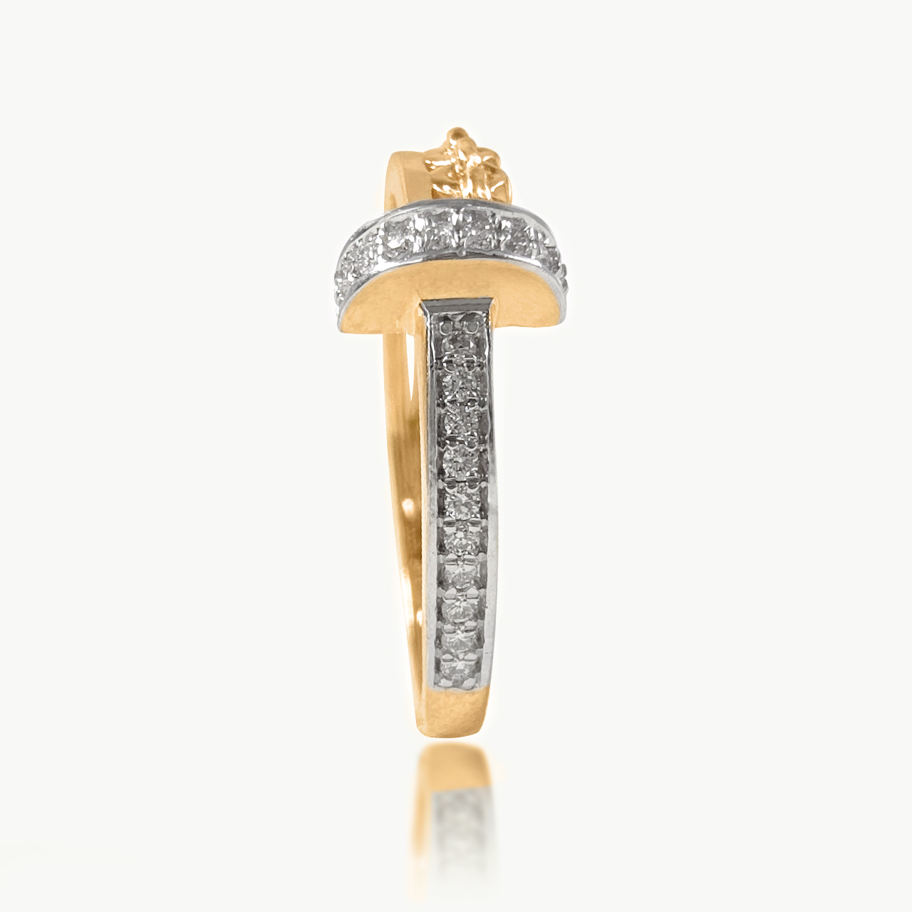 Linear Luxe Diamond Ring