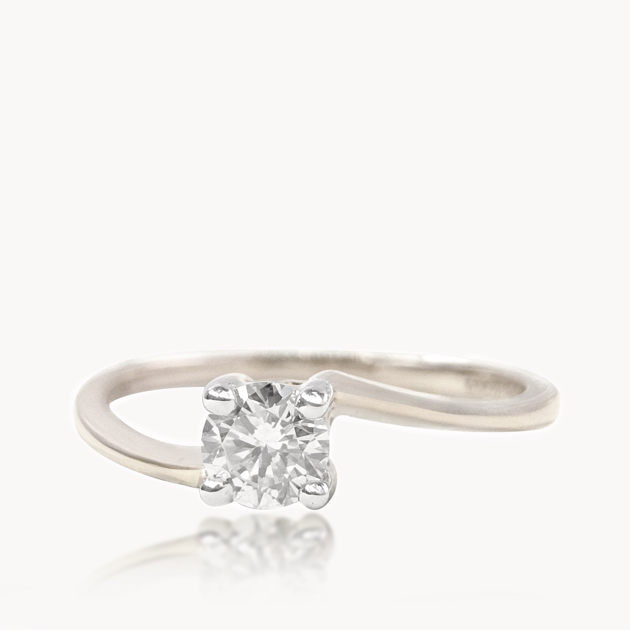 TImeless Solitaire ring