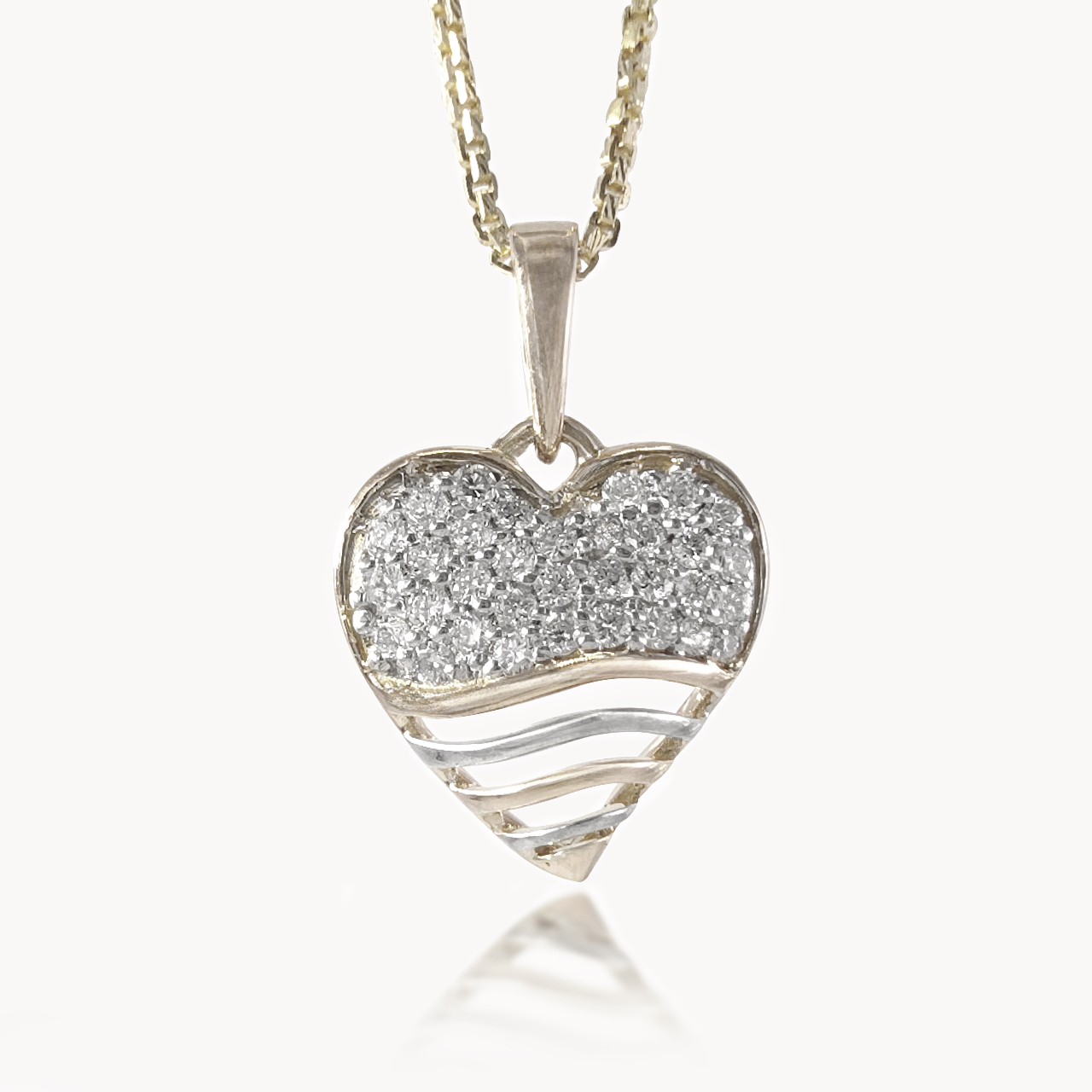 Wavy Heart Diamond Pendant