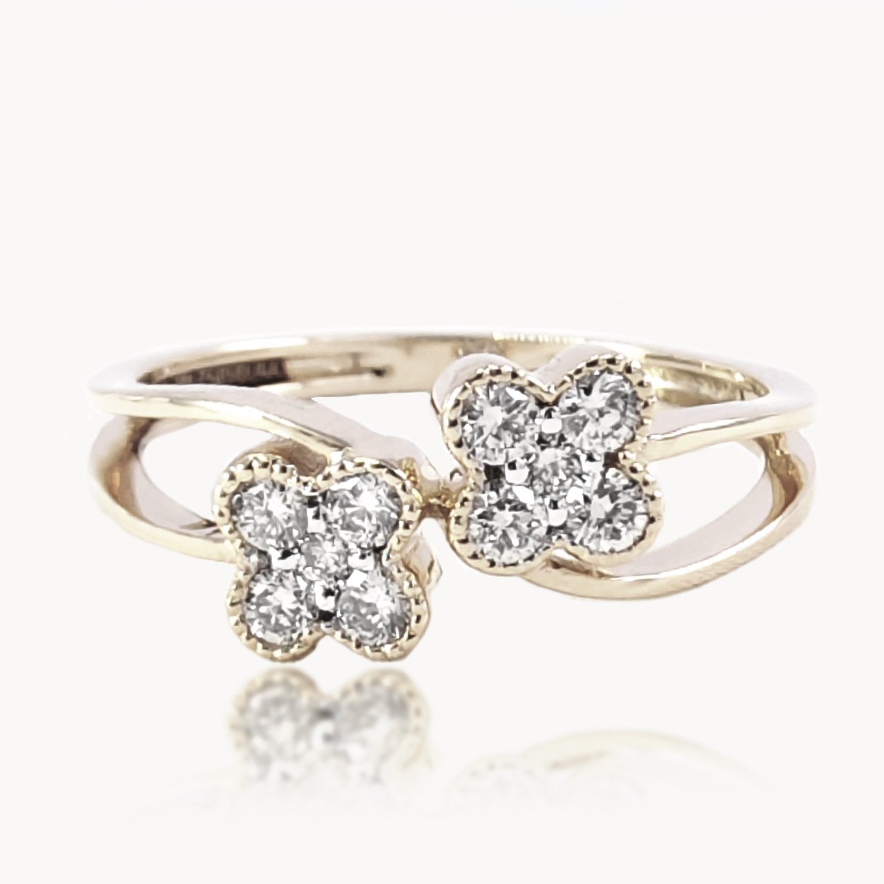 Pritha Round Diamond Rings