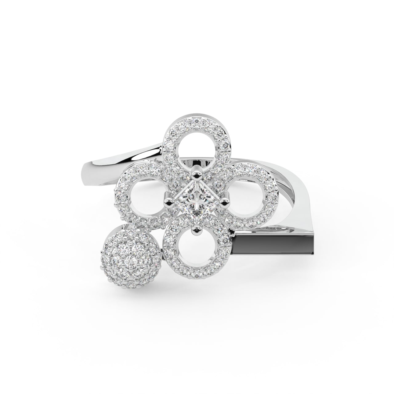 Senta Round Diamond Engagement Ring