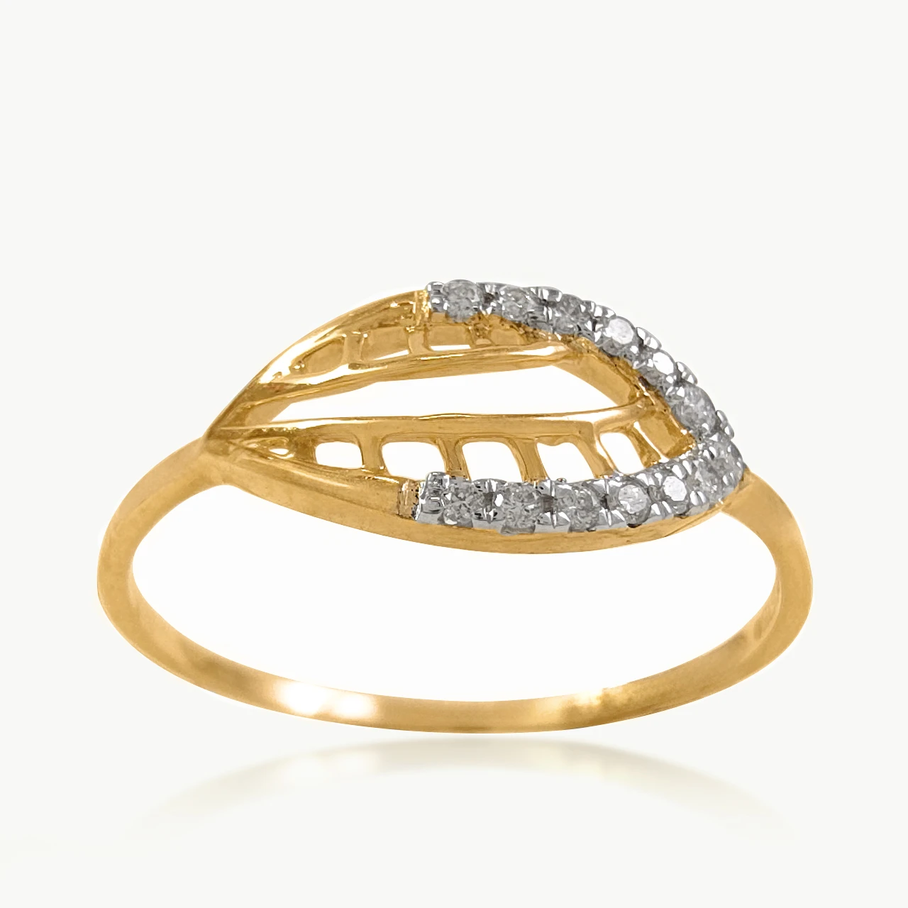 Diamond Leaf Dainty Ring