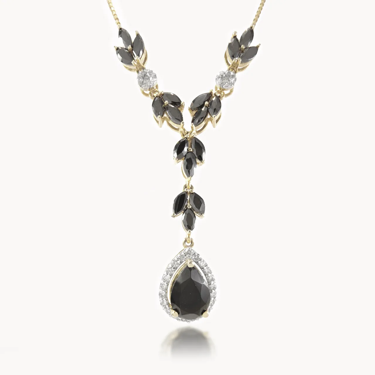 Diamond Mini-necklace With Black Onyx Stone