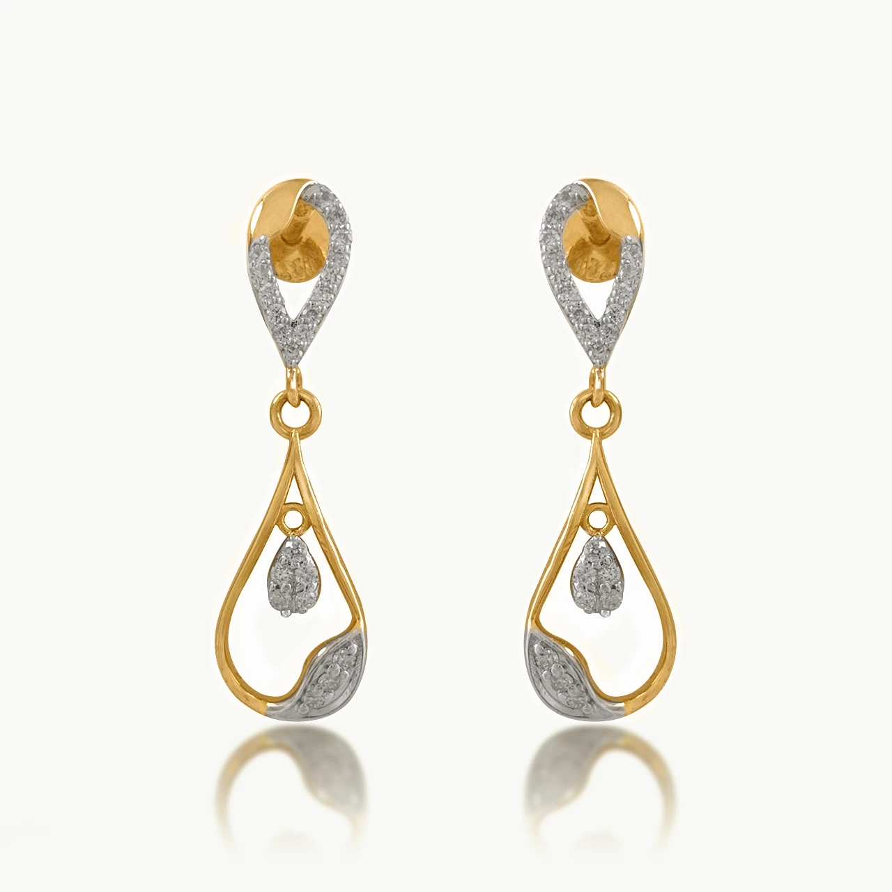 Droplet Design Diamond Earring