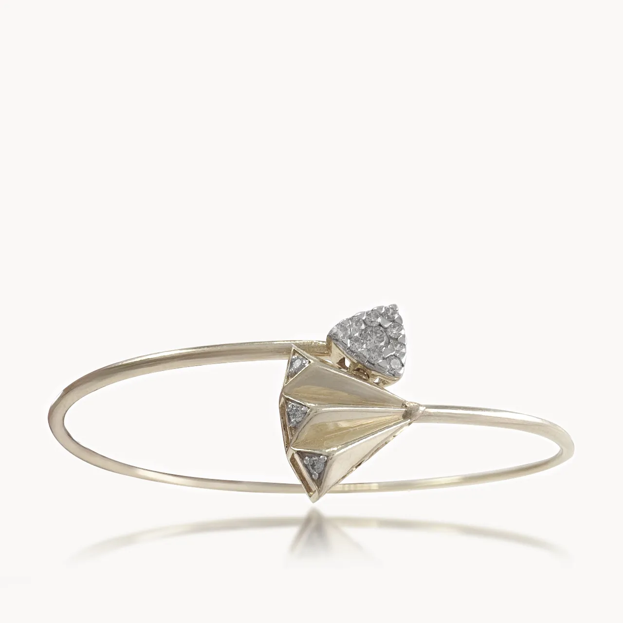 Elegant Design Diamond Oval Bracelet