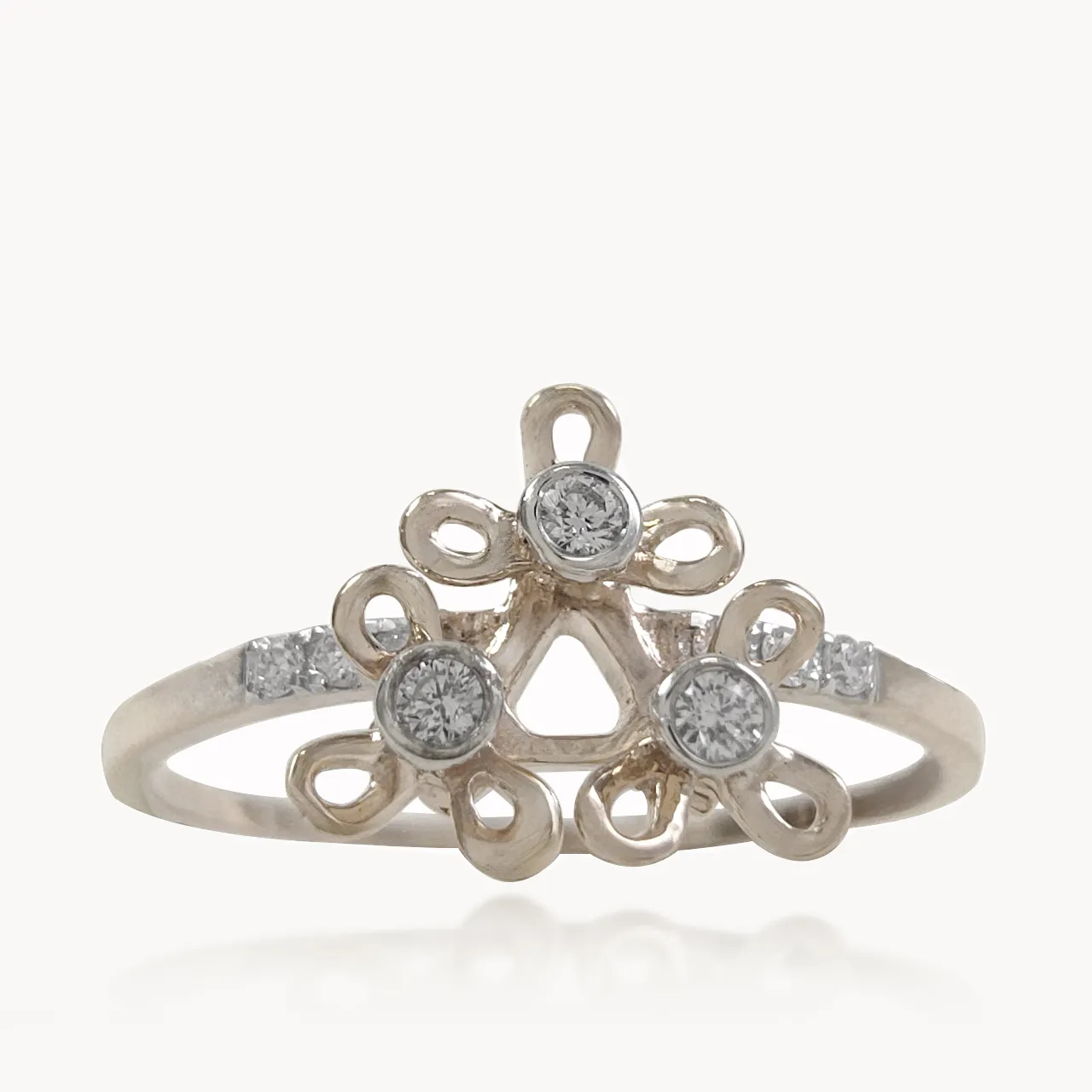 Floral Cluster Diamond Ring