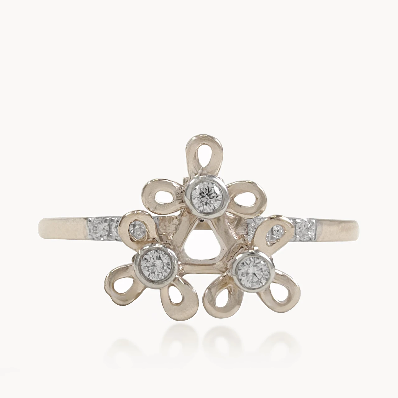 Floral Cluster Diamond Ring