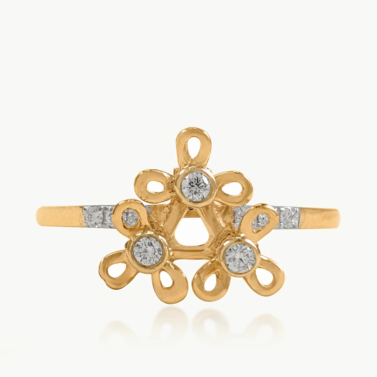 Floral Cluster Diamond Ring