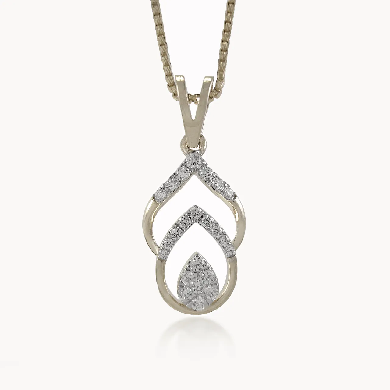 Leaflet Bond Diamond Pendant