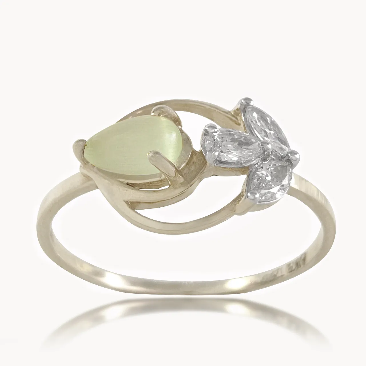 Marquie Design Diamond Ring