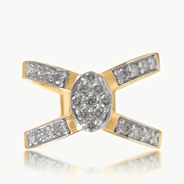 Avan Designer Cross Band Diamond Ring