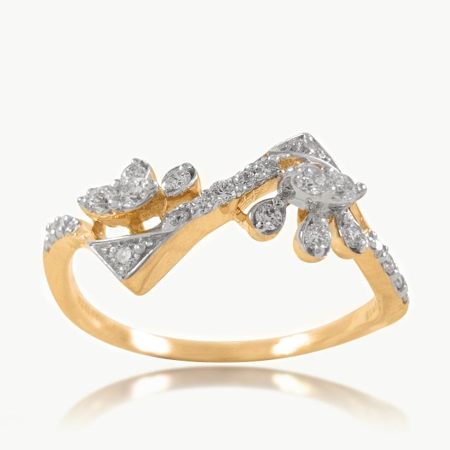 Symmetric Vine Diamond Ring