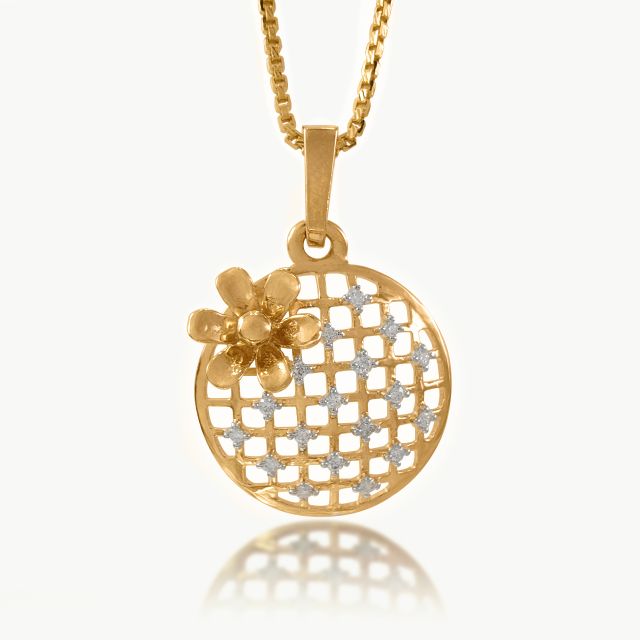Flower Net Diamond Pendant