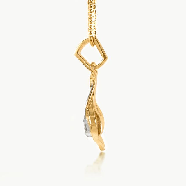 Moon's Wave Diamomnd Pendant