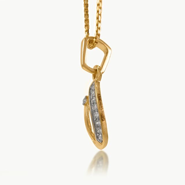 Nova Rey Dew Diamond Pendant