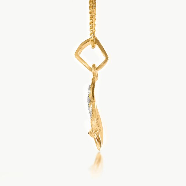 Red Eyed Peacock dIamond Pendant