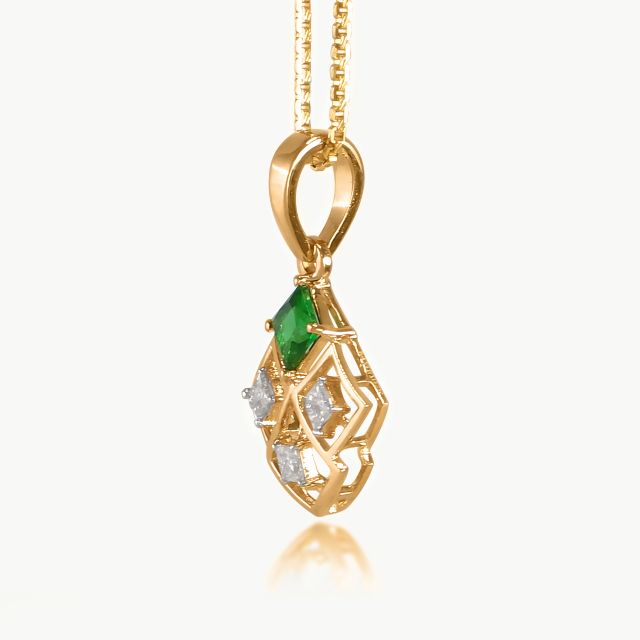Green Mirage Diamond Pendant