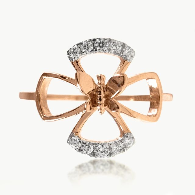 Ribbon design diamond ring
