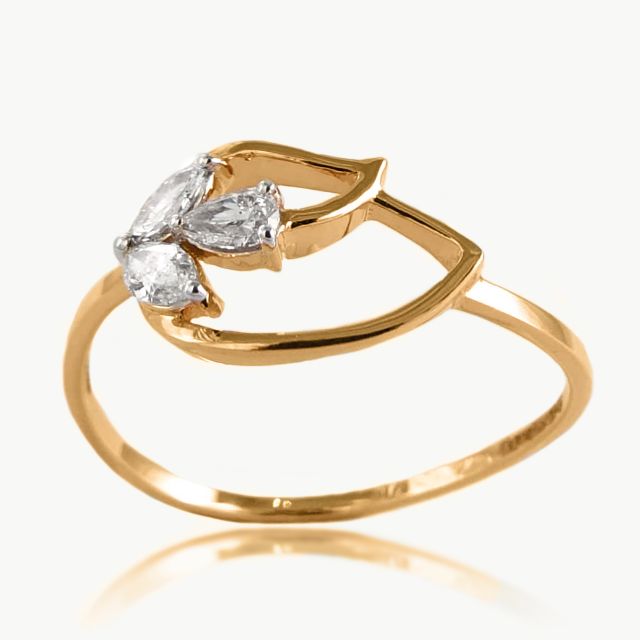 Itish Leaf Designer Diamond Ring