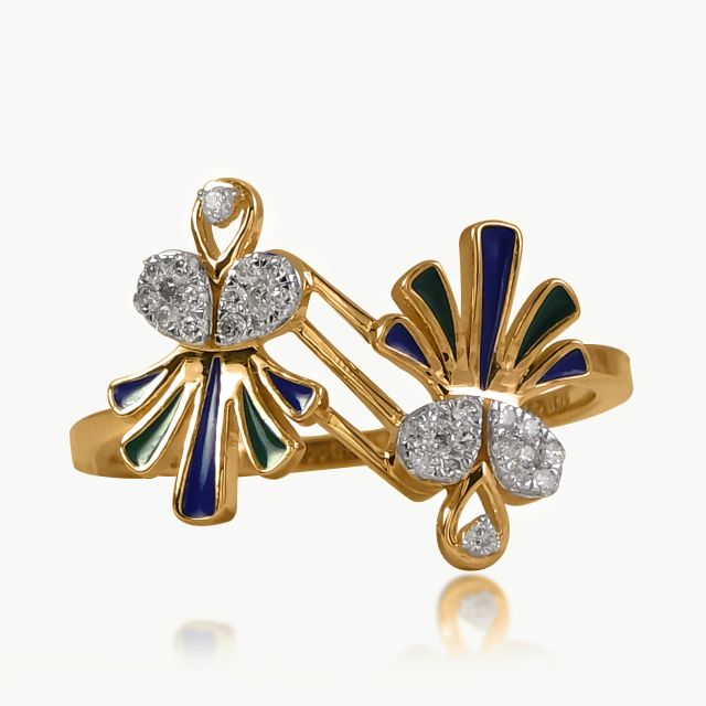 Peacock's Crest Diamond Ring