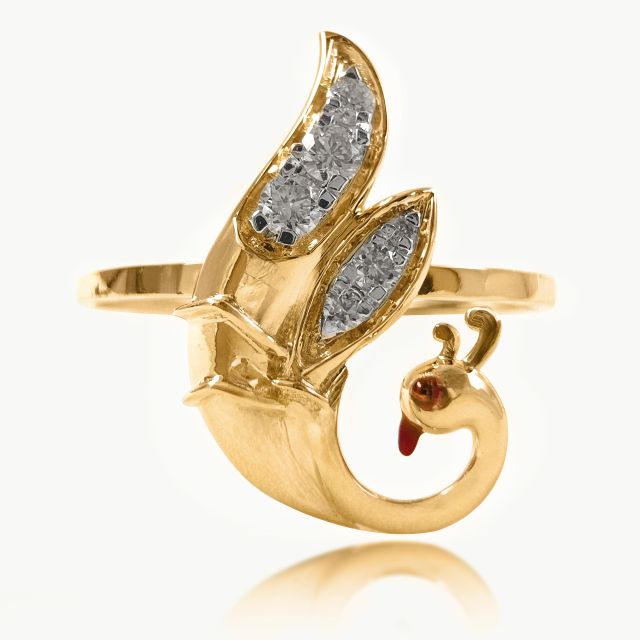 Red Eye Peacock Dainty Diamond Ring