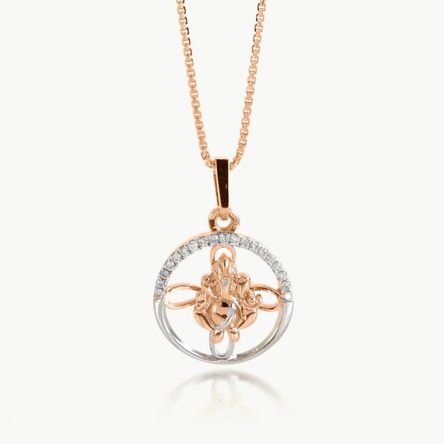 Qahira Round Diamond Pendant