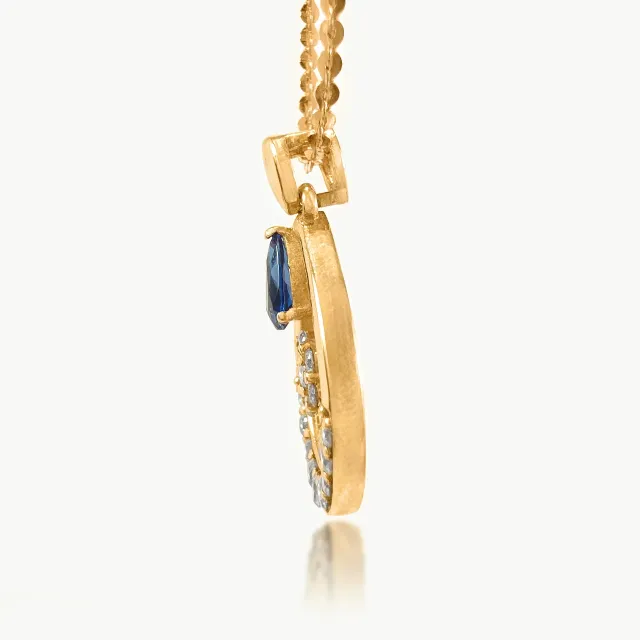 Tiara TearDrop Design Diamond Pendant