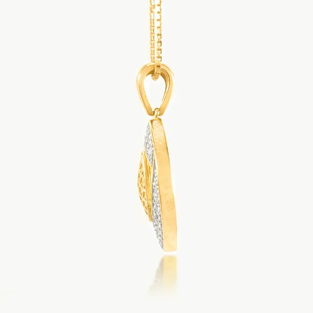 Triangular circle  Design Diamond Pendant